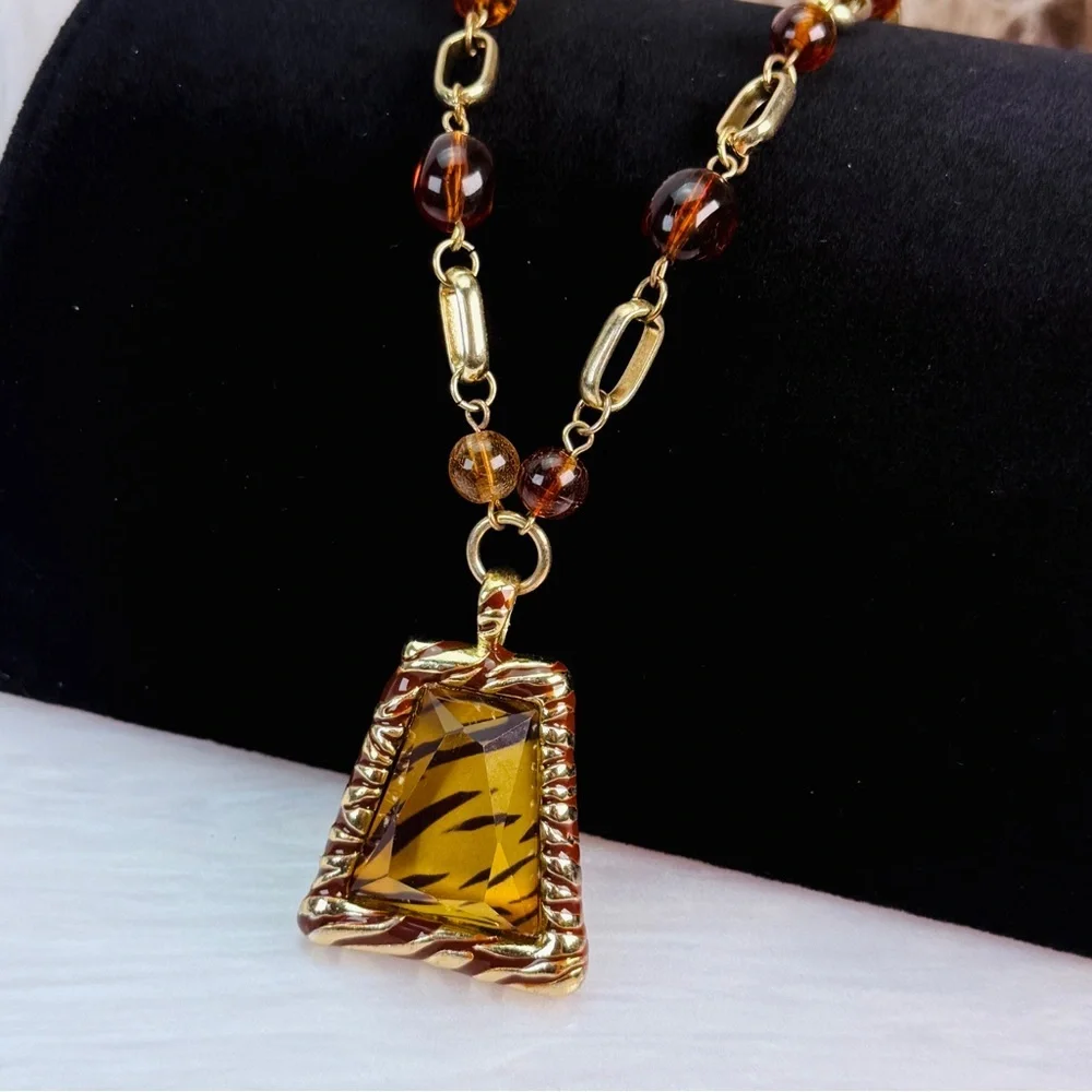 Beautiful, bohemian chic, dressy, animal, print pendant costume necklace